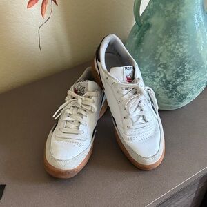 Reebok White Sneakers with Gum Sole